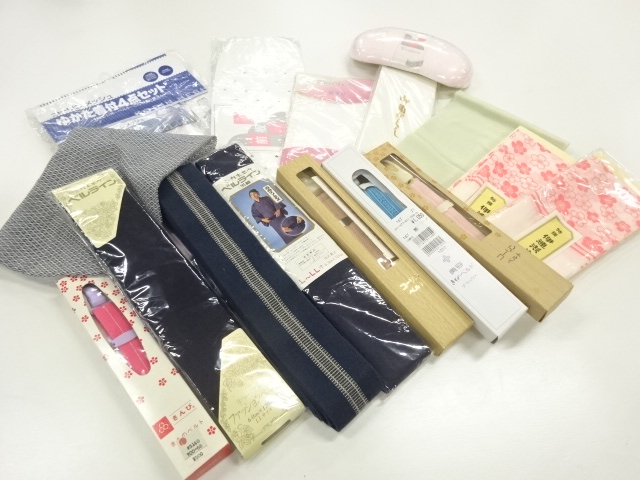 Japanese Kimono / Others (Bolt etc)